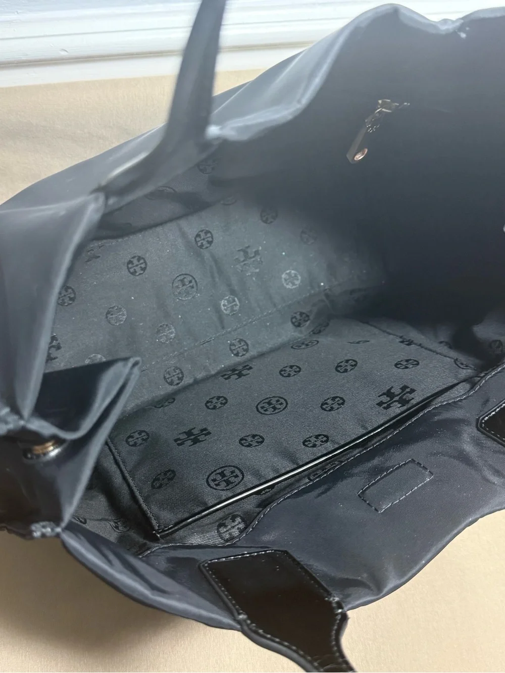 Tory Burch Ella Tote  made with Black Nylon and Patent-Trim Logo EUC - Picture 6 of 7